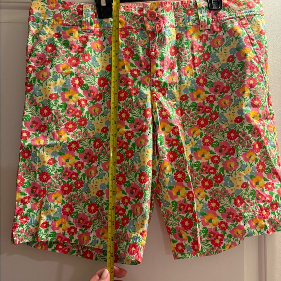 Lilly Pulitzer Bermuda shorts size 12 - Picture 2 of 3
